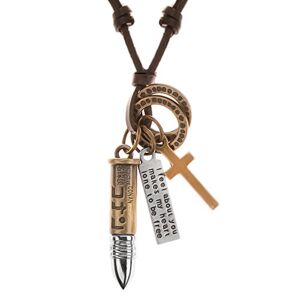 Kožený náhrdelník hnedej farby, prívesky - nábojnica, kríž, známka a obruče