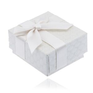 Krémová vzorovaná darčeková krabička s mašľou a stuhou
