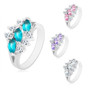 Lesklý prsteň v striebornom odtieni, tri zirkónové zrnká, číre zirkóniky - Veľkosť: 50 mm, Farba: Aqua modrá