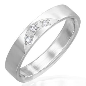 Lesklý prsteň z ocele - tri vsadené číre zirkóny - Veľkosť: 55 mm