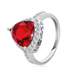 Strieborný 925 prsteň, mohutný červený zirkón - trojuholník, drobné zirkóniky, výrezy - Veľkosť: 57 mm