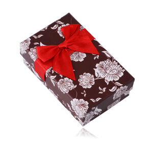 Tmavohnedá darčeková krabička na náušnice alebo retiazku - biele kvety, ozdobná červená mašla